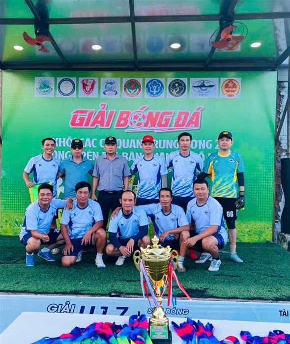 giải bóng đá cum 2